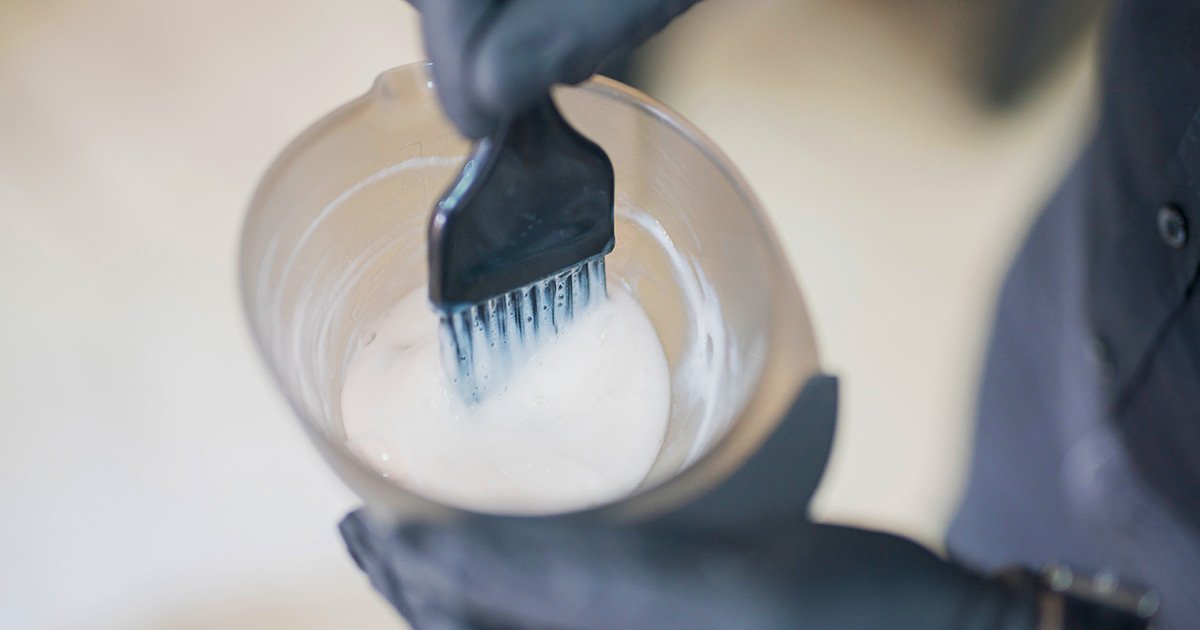 Peroxide mixing bowl