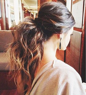 detailed ponytail